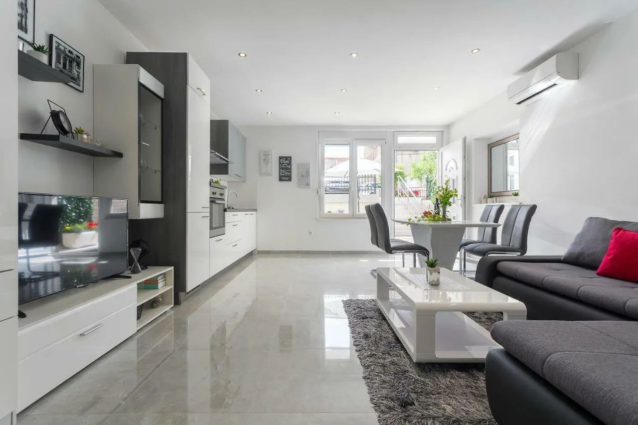 Apartments Amore Split
